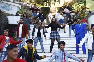 तीनजनाले एकैचोटी मन पराएपछि रेश्मा ‘कन्फ्युज’