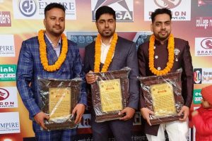 फेसन डिजाइनर संघका अध्यक्ष दिपक न्यौपाने सम्मानित