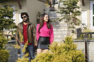 ‘डिसेम्बर फल्स’मा आर्यन र उपासनाको यस्तो लुक्स