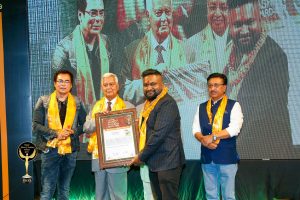 इभेन्ट व्यवस्थापक सानु खान राष्ट्रिय कार्यक्रम आयोजक सम्मान २०७७ बाट सम्मानीत