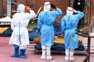 नेपालमा फेरि बढ्यो नयाँ संक्रमणदर र मृत्युदर : २४ घण्टामा २१४ को मृत्यु, थपिने र निको हुने संक्रमित कति ?