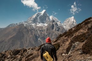 सुनसान पदमार्ग, चिन्तित पर्यटन व्यवसायी