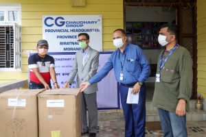 बिराटनगरमा चौधरी ग्रुपको प्रादेशिक कार्यालय शुभारम्भ, स्वास्थ सामग्री हस्तान्तरण