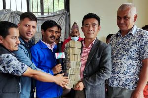 सिन्धुपाल्चोकका बाढी प्रभावितलाई ‘इन्द्रेणी’को ९० लाख सहयोग