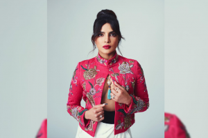 इन्ष्टाग्राममा एक पोष्ट गरेको ३ करोड लिन्छिन् प्रियंका !