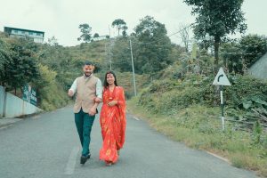लन्ठु गीतका गायक चीज गुरुङको दशै गीत बजारमा (भिडियो सहित)