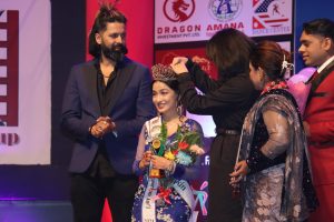 बन्दि सहायता केन्द्रकी निसु कुमारी साहले जितिन् ‘मिस ग्राण्ड नेपाल २०२१’को ताज