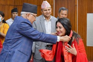तीन कारणले एमाले प्रवेश गरें : करिश्मा मानन्धर