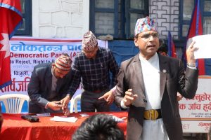 नेपालकै इतिहासमा पहिलोपटक भोट माग्नलाई मतदातासँग औंठाछापसहित तमसुकपत्र
