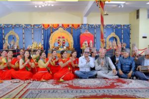 ३४ जना कलाकारको अभिनयमा अमेरिकामा नै तयार भयो यति मिठो गीत (भिडियो सहित)