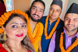 ‘भैलो खेल्न जाँदा मान्छे ननिस्कने घरमा बलिरहेको दियो नै निभाइदिन्थ्यौं’
