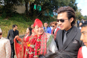 सलोनलाई विवाहको बधाई दिन चन्द्रागिरि उक्लिए सेलिब्रिटी