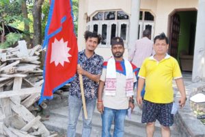 साईकलमा चुनाव प्रचार गर्ने स्वतन्त्र उम्मेदवार नरेश लाभ