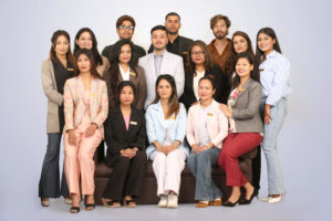 यी हुन्, ‘मिस नेपाल-२०२३’का प्रतिस्पर्धीलाई पहिरनमा सिँगार्ने आईआईएफटी डिजाइनरहरु