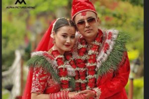 रियाशा दाहालले कसिन् लगनगाँठो
