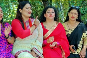 बद्रीले ल्याए “रानी फुल” (भिडियो सहित)