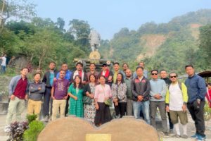 धरानमा सागर बरु सुकेर गइजालाको १ मिलियन सेलिब्रेशन केक काटियो