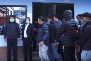 नक्कली कागजपत्र बनाएर भिजिट भिसामा विदेश पठाउने गिराेहका ३२ जना पक्राउ