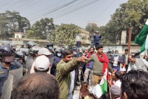 उपेन्द्र यादवकाे विराेधमा झडप, मधेशका शिक्षामन्त्री घाइते