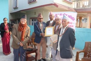 प्रजातन्त्र दिवसका अवसरमा ज्येष्ठ नागरिक तिम्सिना सम्मानित