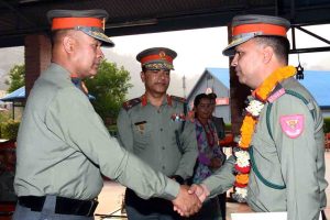 सशस्त्रको नायव महानिरीक्षकमा पदोन्नति भएका अधिकारीलाई दर्ज्यानी चिन्ह प्रदान