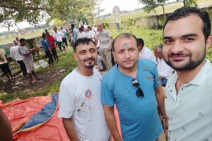 ग्रामथानमा सामुहिक  धान रोपाइँ फोटो फिचर