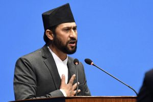 बेपत्ता दुई बसको खोजीमा पाँच सय सुरक्षाकर्मी परिचालन गरेका छौं- गृहमन्त्री लामिछाने