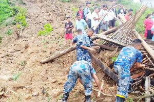 त्रिशूलीमा खसेका बस र यात्रुको अवस्था अझै अज्ञात