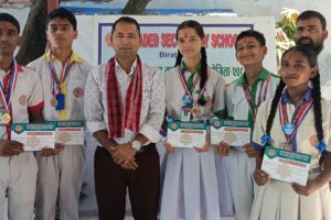 ग्रेडेट स्कुलको कविता प्रतियोगितामा प्रशान्त प्रथम
