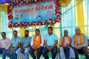 दुहवी नगरपालिकाले बनाउने सुविधा सम्पन्न बहुउद्देश्यीय भवनको शिल्यानास