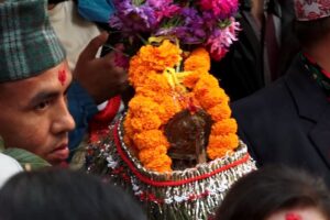 आज फूलपाती : दुर्गापीठ, दशैँघर, कोत तथा घर–घरमा भित्र्याइँदै