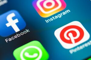 नर्वेले सामाजिक सञ्जाल प्रयाेग गर्नका लागि न्यूनतम उमेर सीमा १५ वर्ष पुर्‍याउने