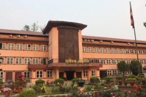 उद्योगमा काटिएको लाइन जोड्ने मन्त्रिपरिषद्को निर्णयविरुद्ध परेको रिटमा लिखित जवाफ माग