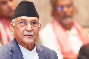 शिक्षकहरूलाई प्रधानमन्त्रीको निर्देशन- तुरुन्त वार्ता गरेर सहमति गर्नुस्, अनि काममा फर्किनुस्