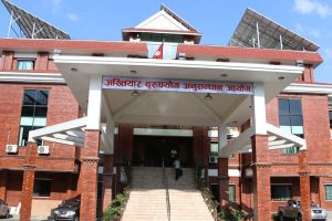 नक्कली लाइसेन्स बनाउने यातायात बाँकेका कर्मचारी पक्राउ, मासिक तीन करोड संकलन