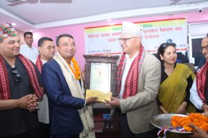 पत्रकार किशोर बुढाथोकी र सुरेन्द्र भण्डारी पुरस्कृत