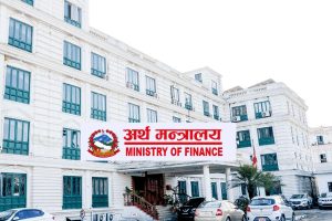 प्रशासकीय अधिकृतलाई हाजिर नगराउने स्थानीय तहको खाता रोक्का गरिने