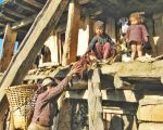 अन्धविश्वासको पराकाष्ठाः महिनावारीका सेतो वस्तु देखाउन नहुने