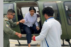 रचना रिमाललाई स्वास्थ्यमा समस्या, सेनाको हेलिकप्टरबाट उद्वार