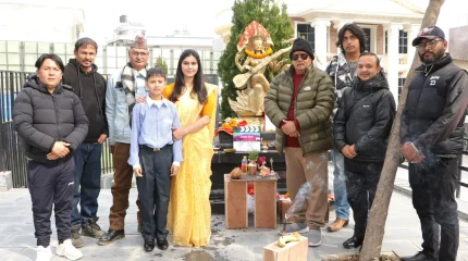 एक दशकपछि निर्देशनमा नीर शाहको कमब्याक, ‘कमला मिस’को शुभमुहूर्तसँगै छायांकन सुरू