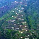 भोजपुर-बेहेर नागबेली सडकको दृश्यले पर्यटकलाई आकर्षित गर्दै