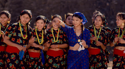 समिर आचार्य र सिता स्मृतिको स्वरमा आयो “हिमालैमा हिउँ” (भिडियो सहित)