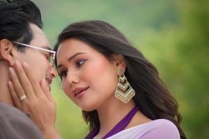 ‘हावा चल्यो सिरिरी’ : सुरज–अनुको स्वरमा नयाँ प्रेमिल गीत सार्वजनिक