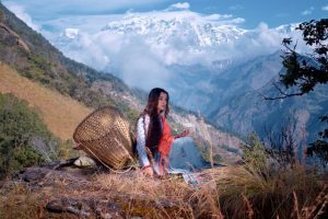 पहिलो दिनमै ‘परालको आगो’को दमदार ओपनिङ, दर्शकको चाप बढ्दै